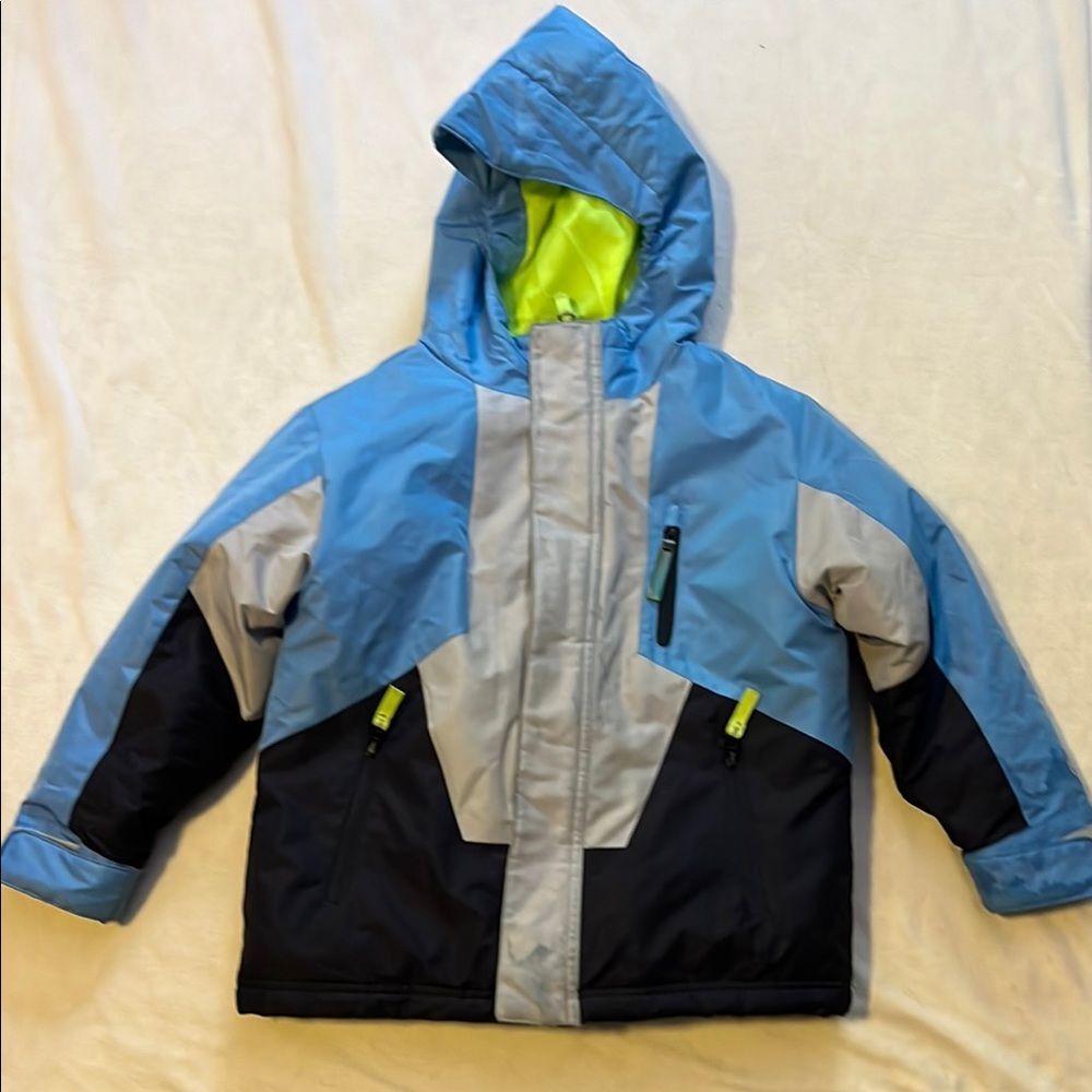 Champion Blue and Gray Puffer Jacket for Outdoor Adventures